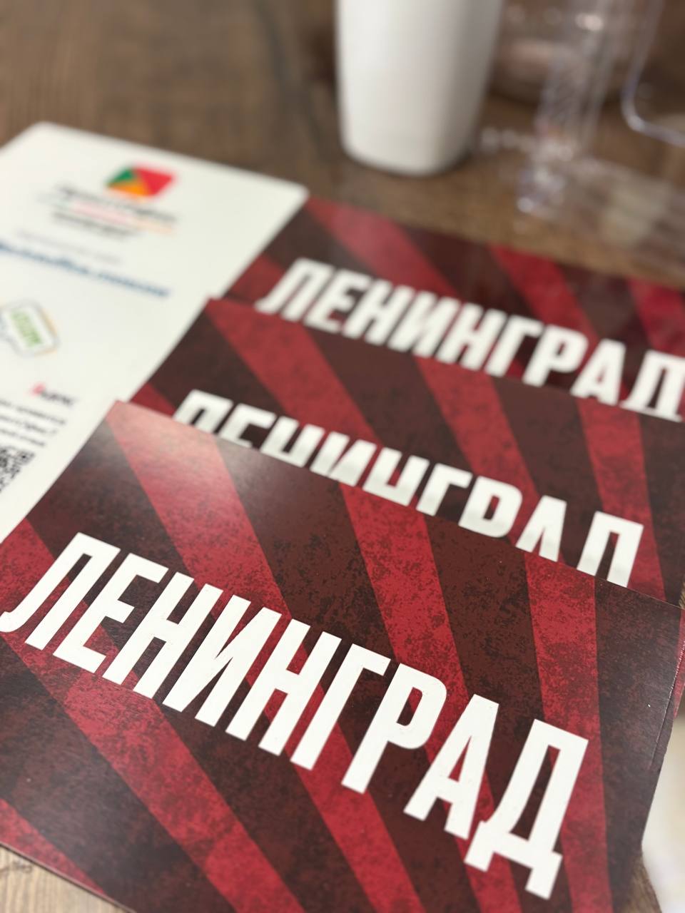 Делает цвета сочнее